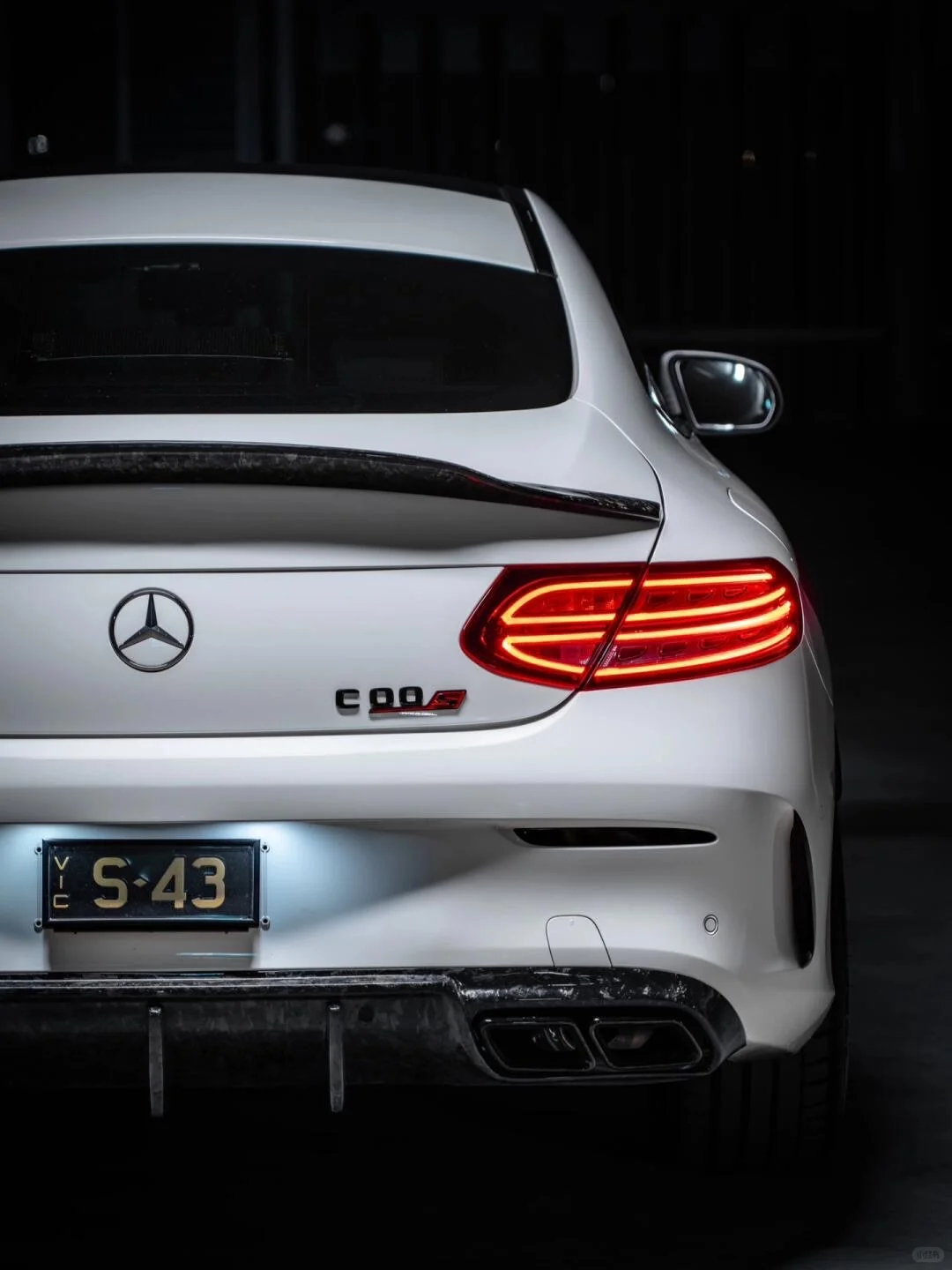 求购奔驰c coupe