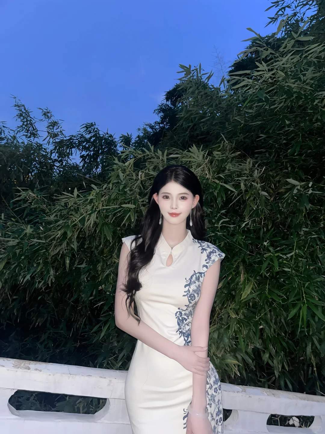 今天是氛围感新中式旗袍穿搭分享～