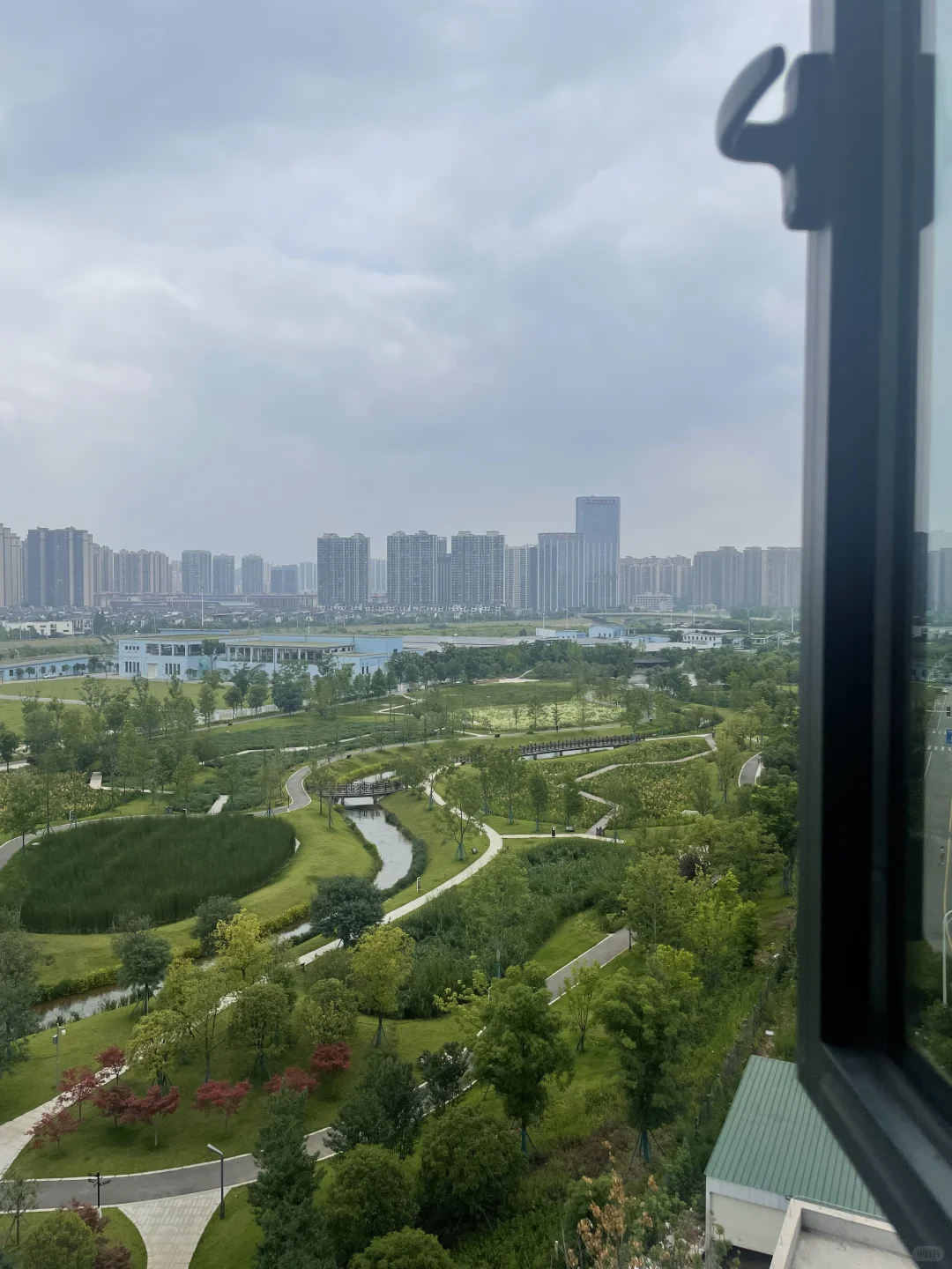 去年400万，现在330万拿下长沙湖景现房洋房