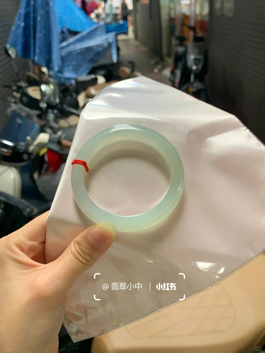 🧊冰晴绿美镯 🌿一眼沦陷的腕间尤物