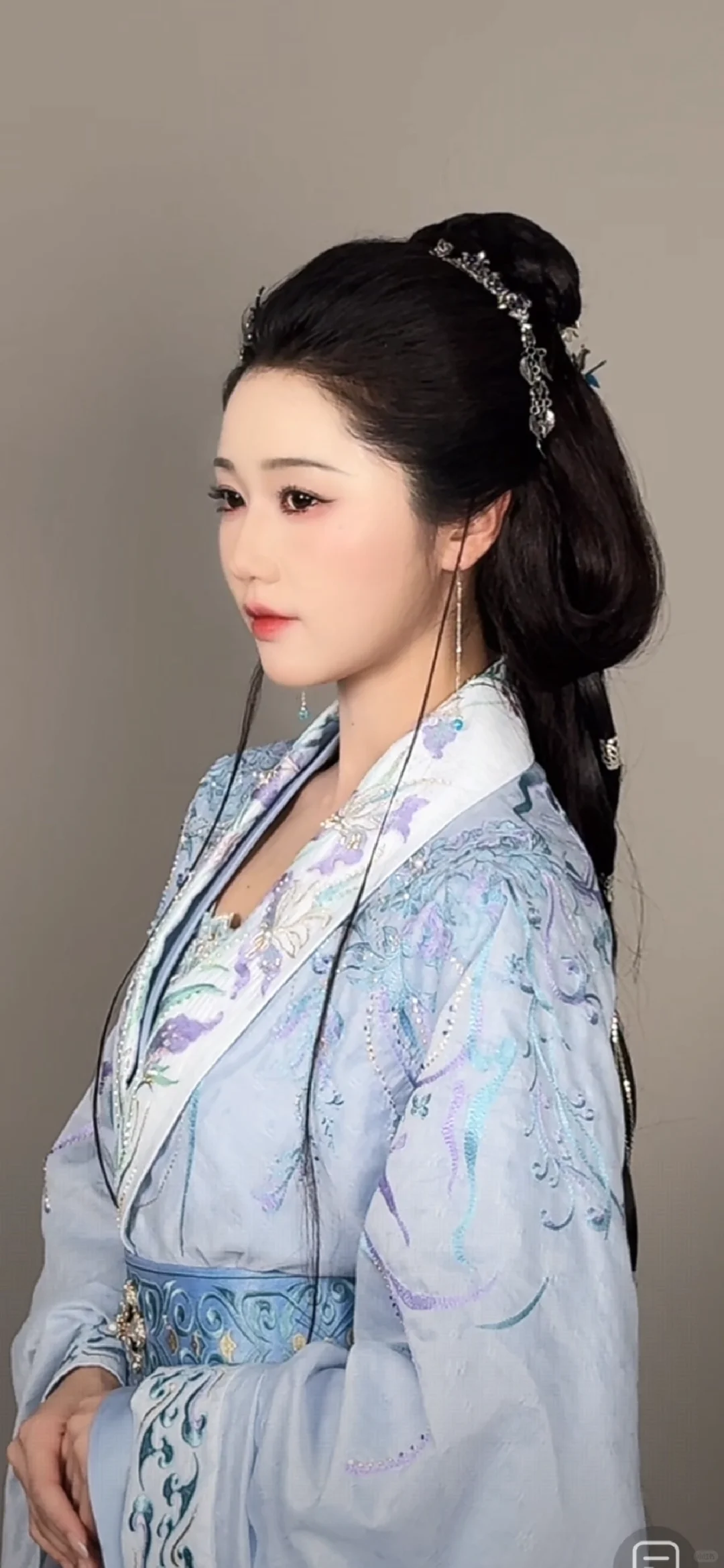 人间尤物真是她吗？