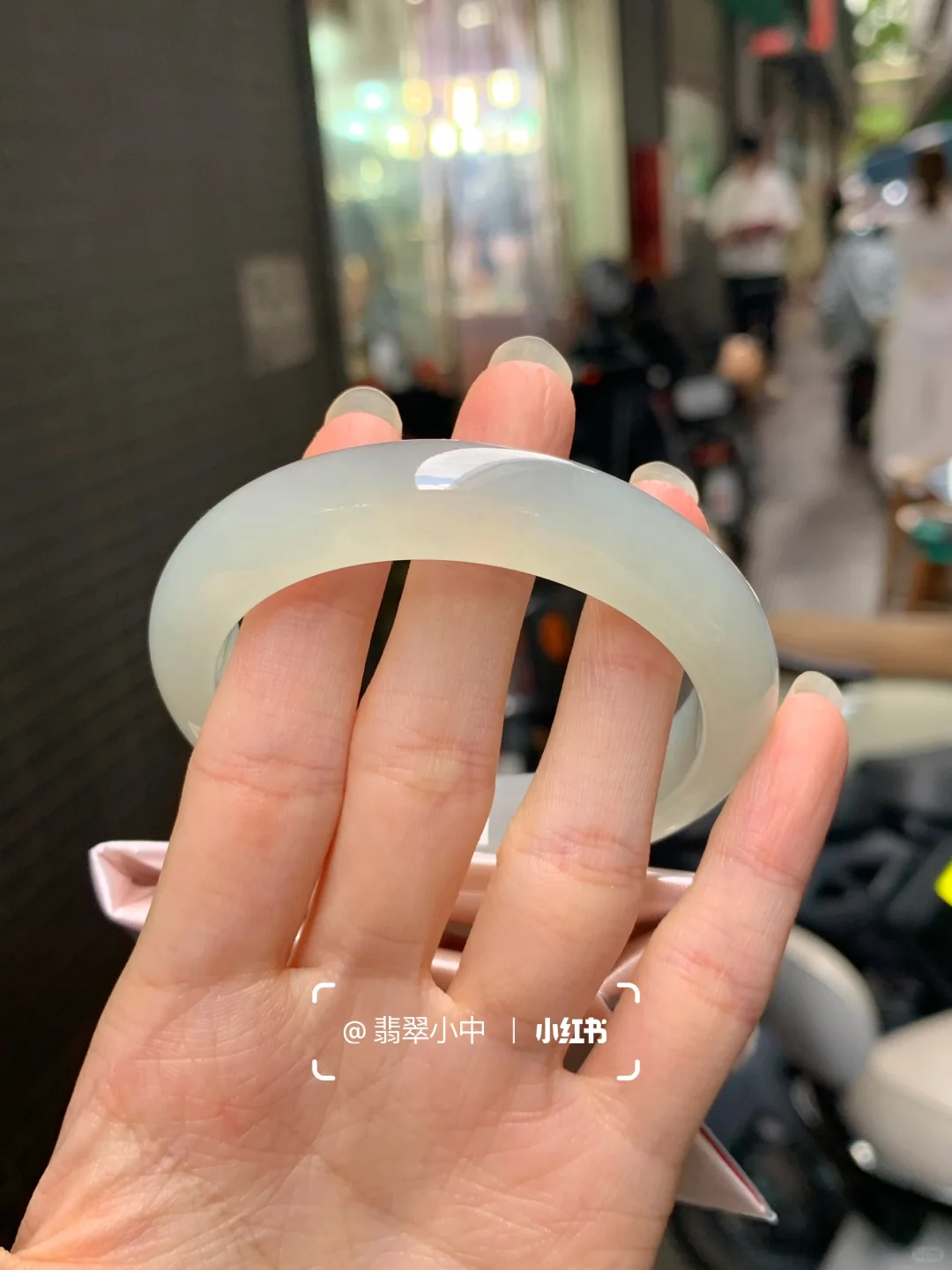 🧊冰晴绿美镯 🌿一眼沦陷的腕间尤物