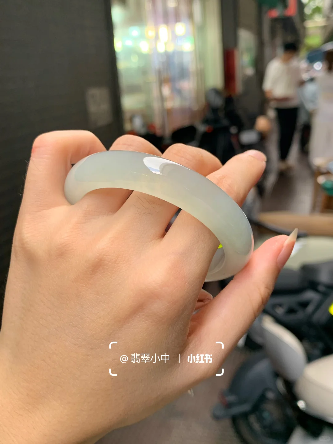 🧊冰晴绿美镯 🌿一眼沦陷的腕间尤物