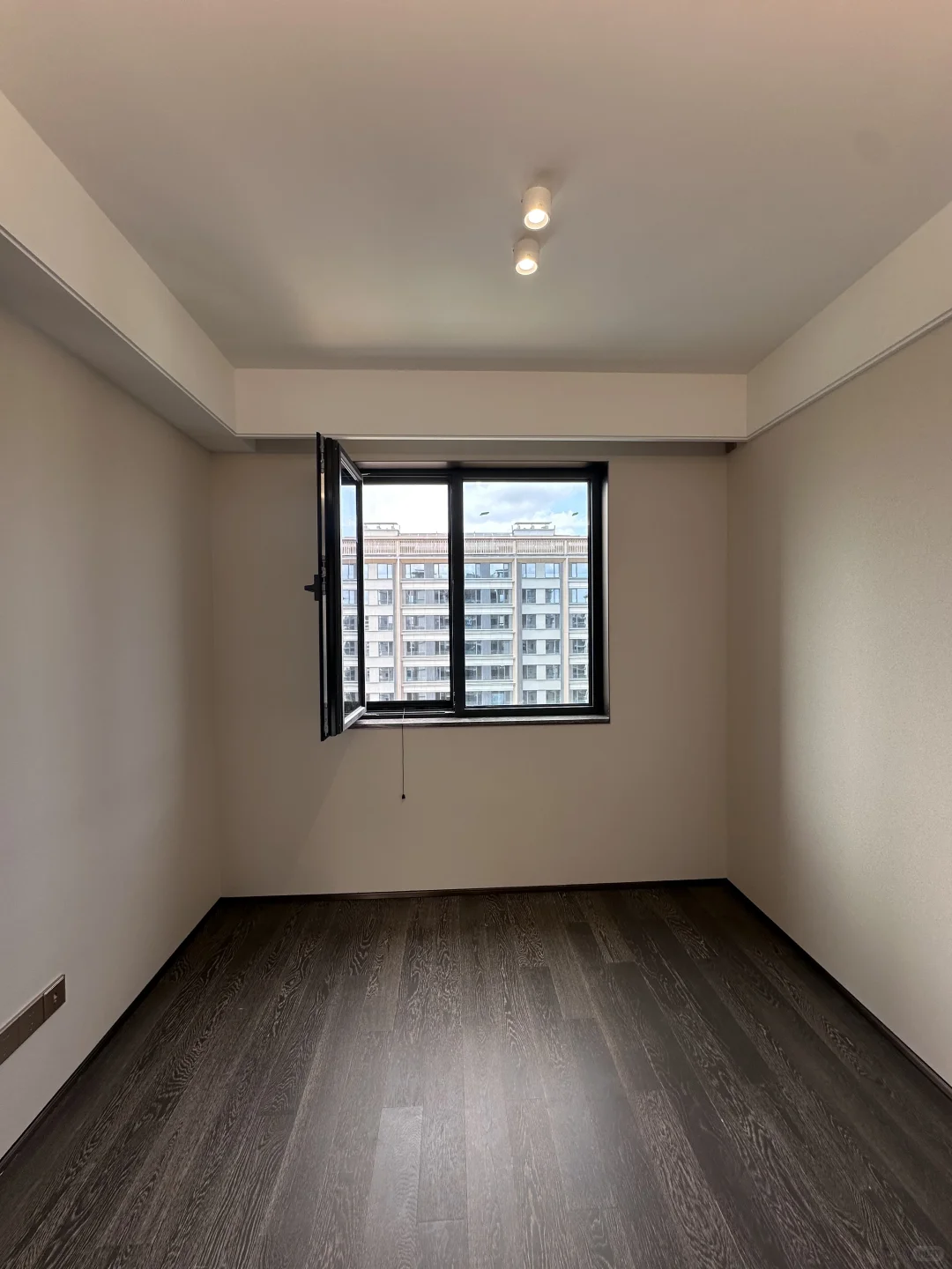 南三环中海和瑞叁号院，三居室新房首次出租