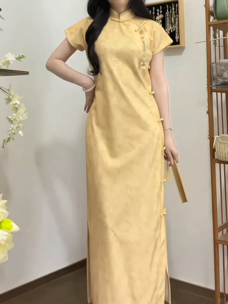黄旗袍一穿，秒回民国名媛现场！💛