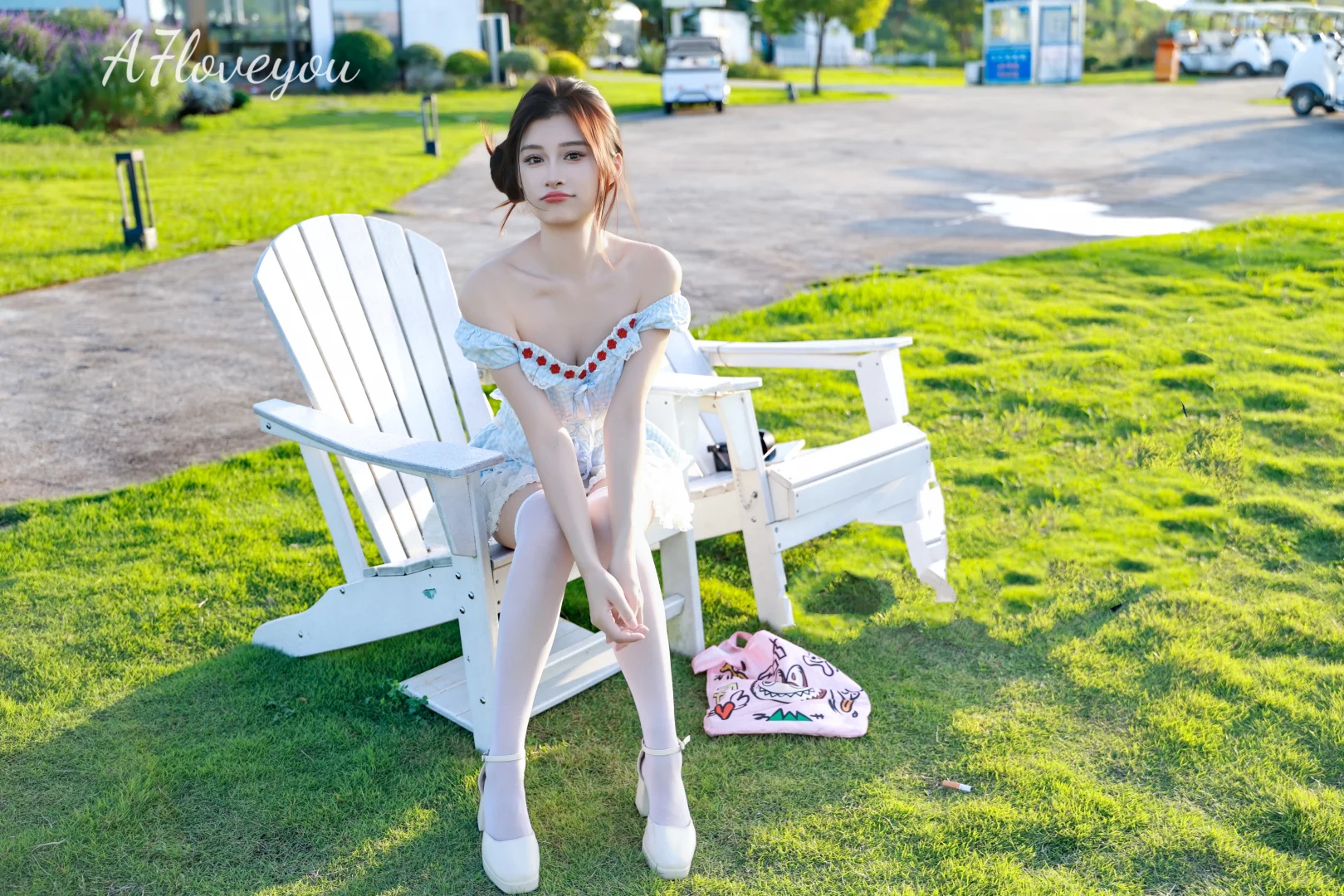 青春美少女菲大飞