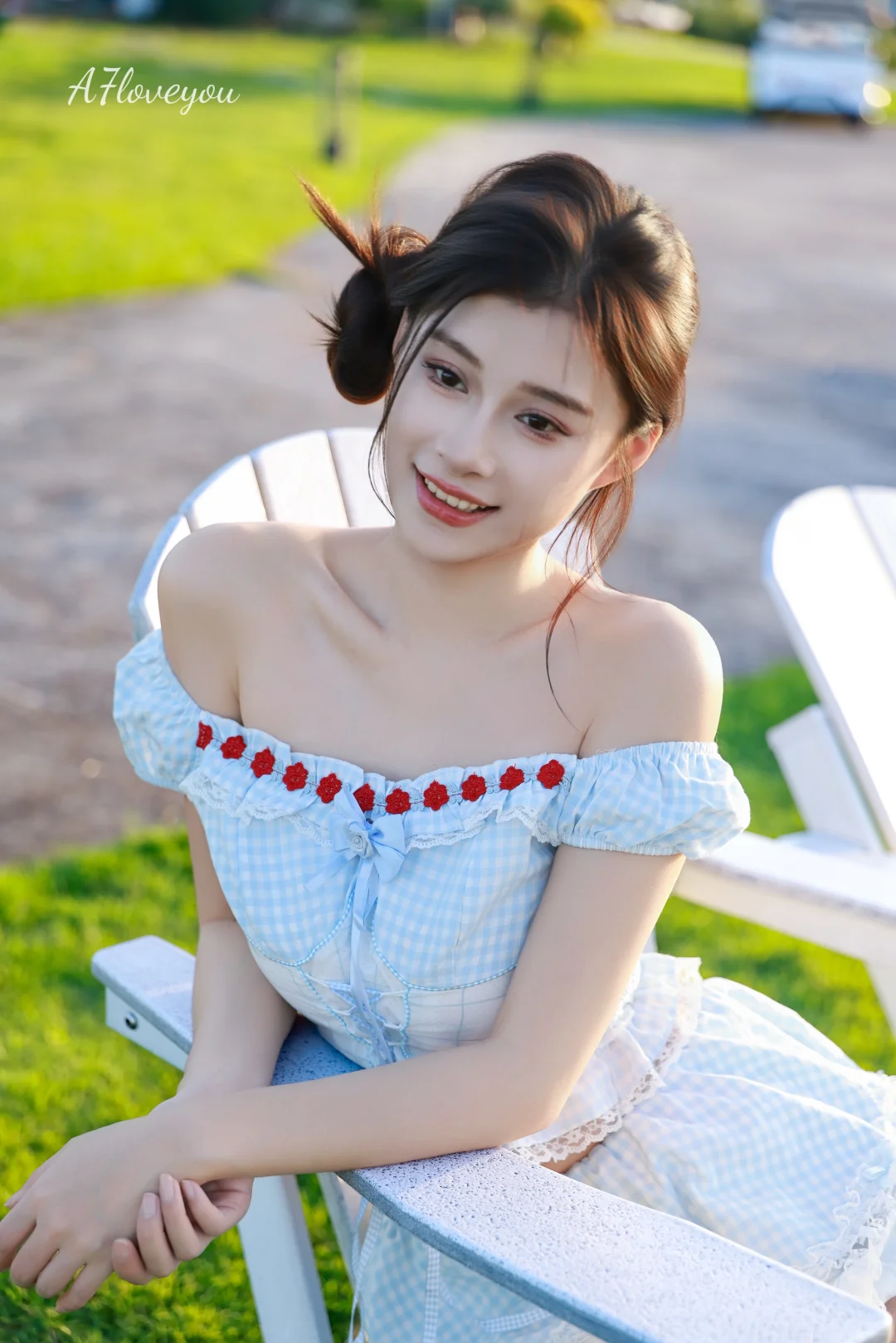 青春美少女菲大飞