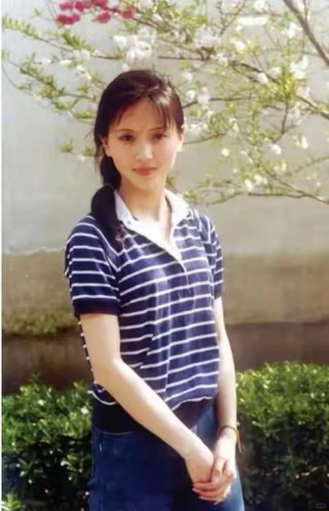 江南第一美女，守寡13年，拒接吻戏，书写传