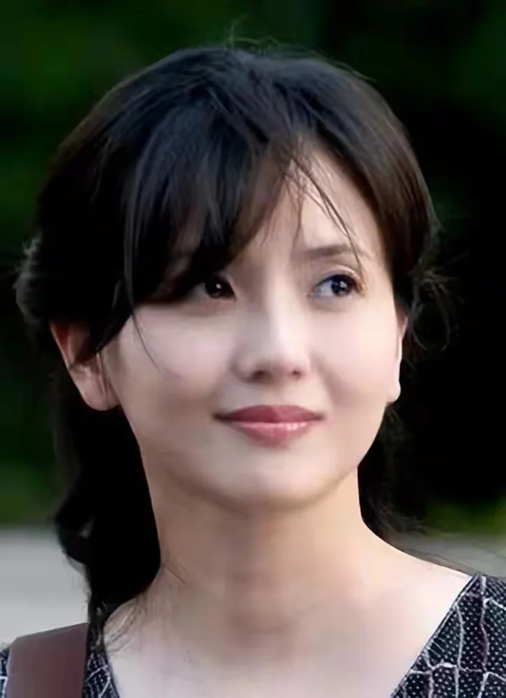 江南第一美女，守寡13年，拒接吻戏，书写传