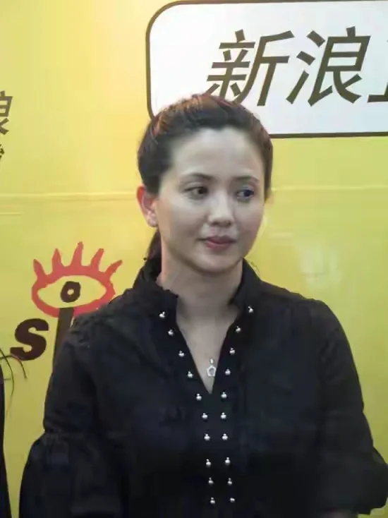 江南第一美女，守寡13年，拒接吻戏，书写传