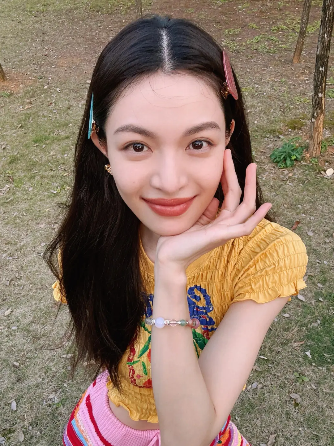 气血感特别足特别明艳的美女！！