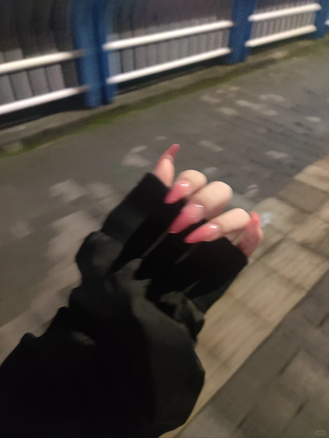 好嗲一颜色！