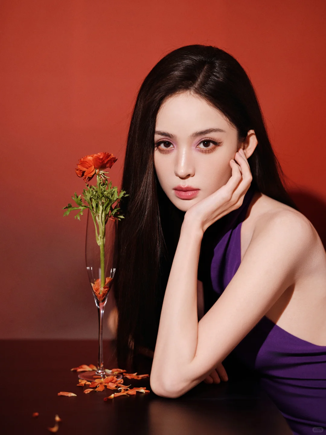 娜扎｜极简纯紫💜依旧高贵优雅又魅惑冷艳