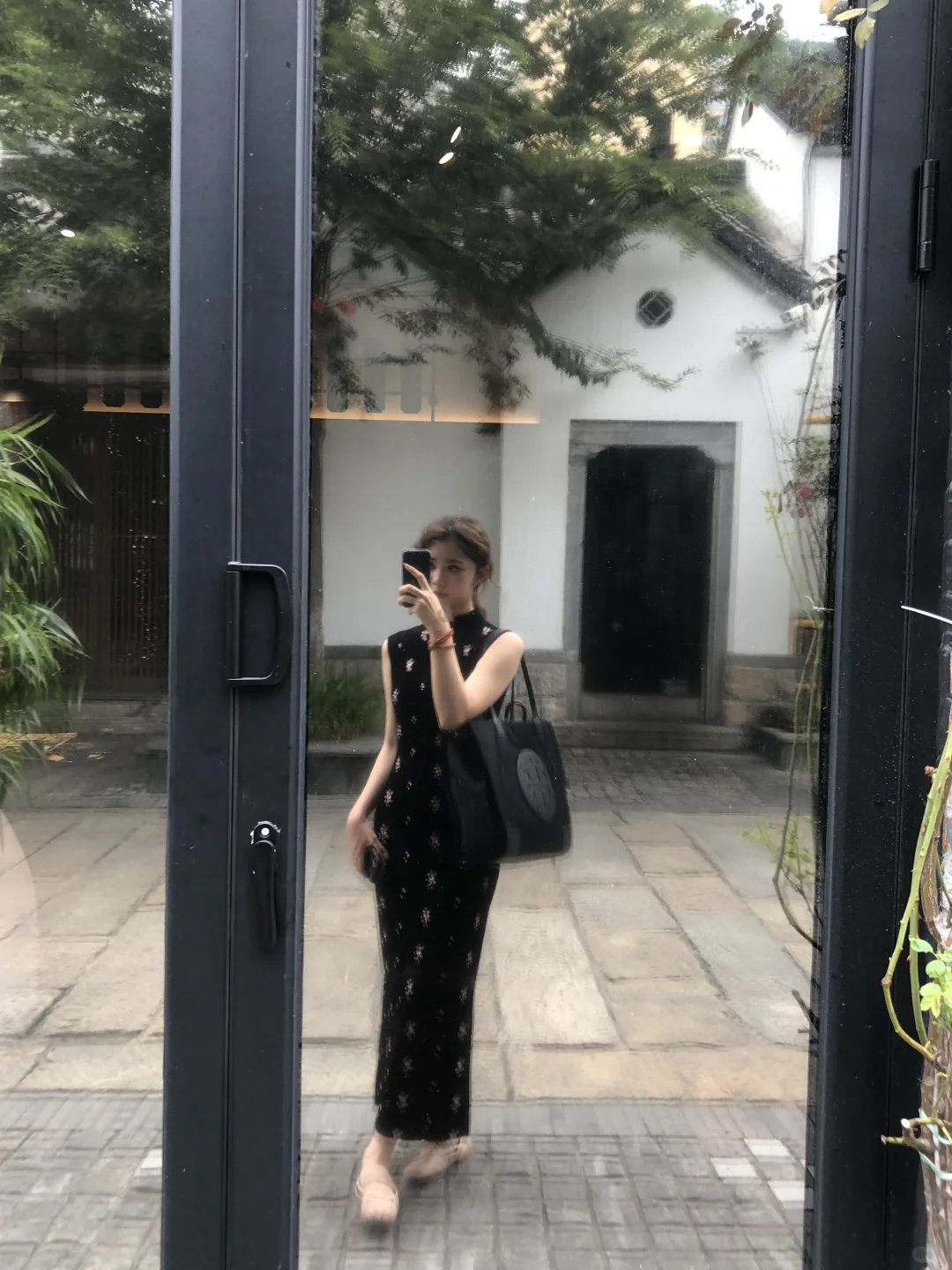 穿着最舒服的旗袍出现了！