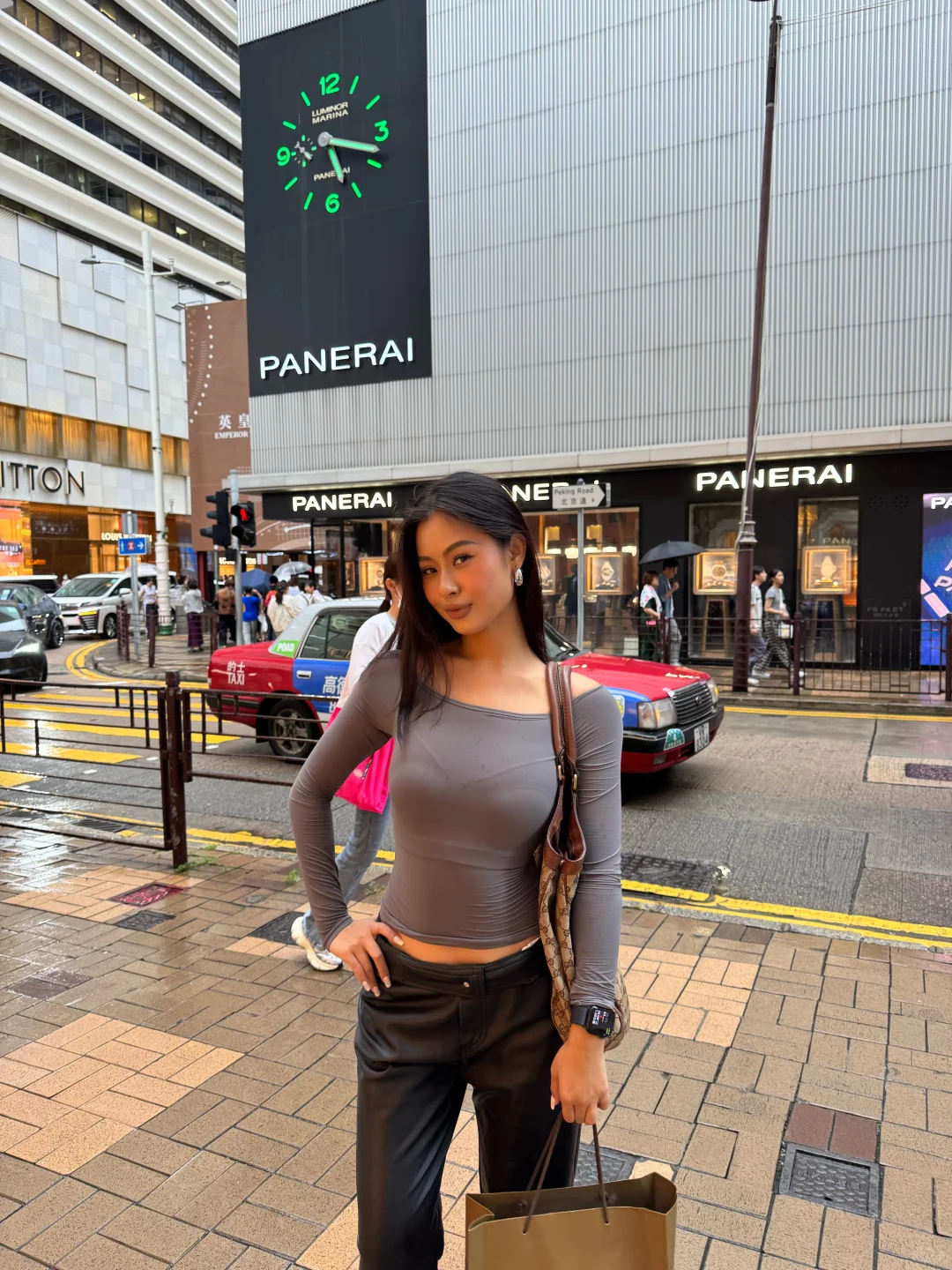 outfit ｜和朋友们☔️🇭🇰
