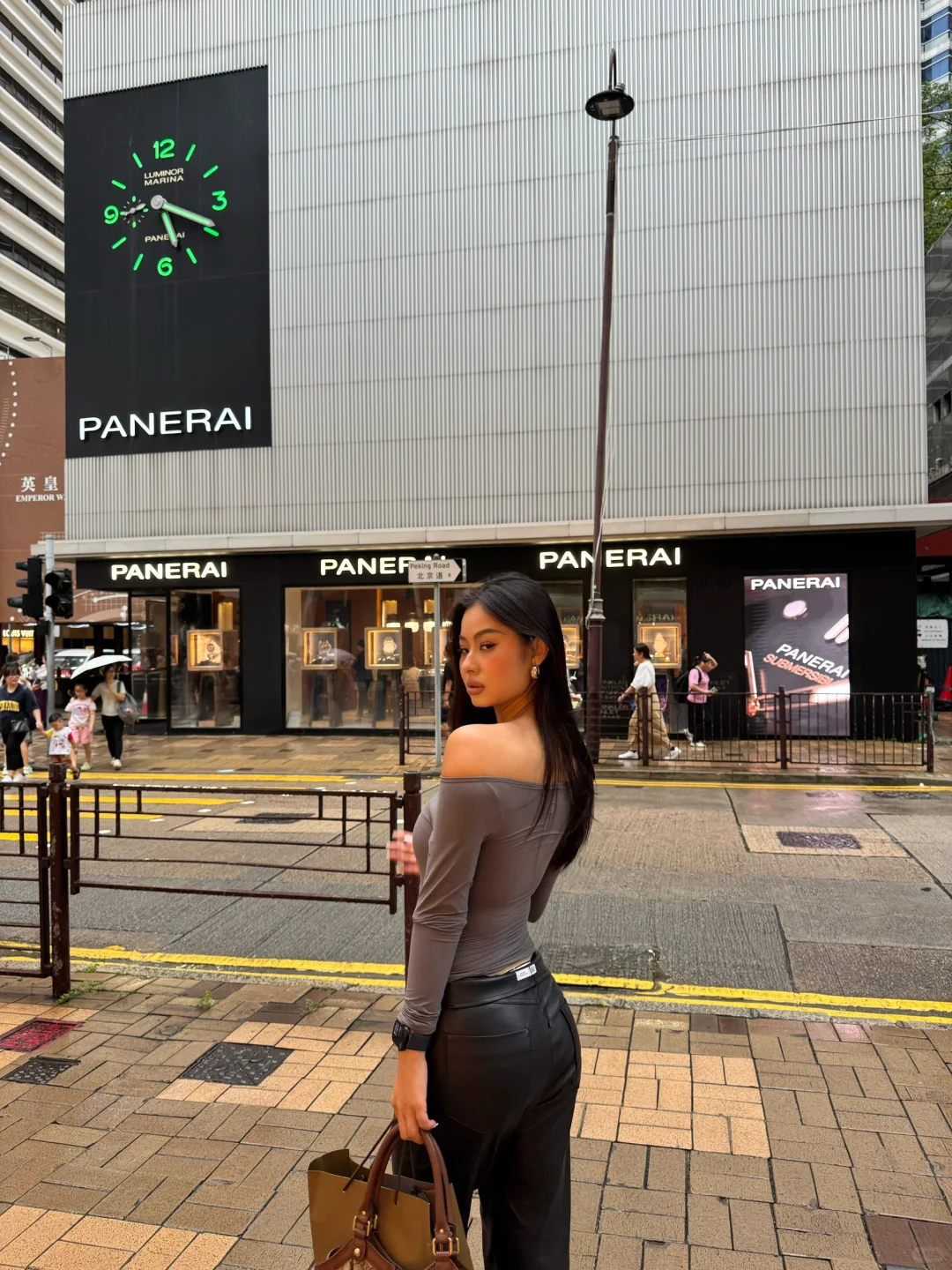 outfit ｜和朋友们☔️🇭🇰