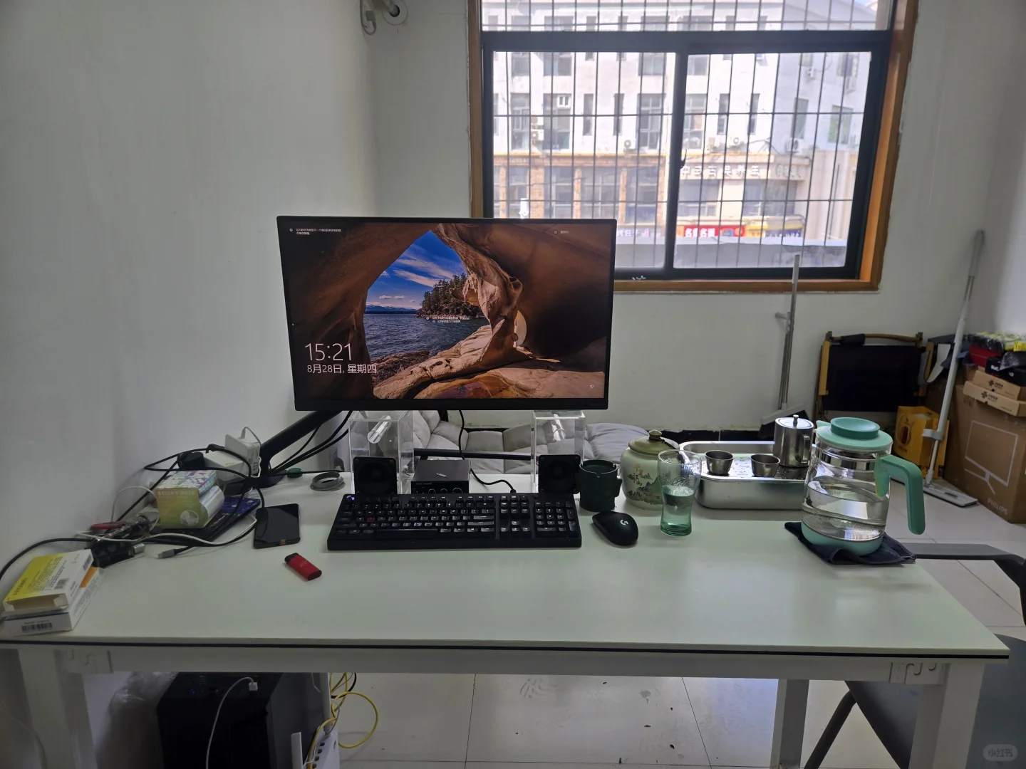 月租850的小办公室，能靠副业续租吗？