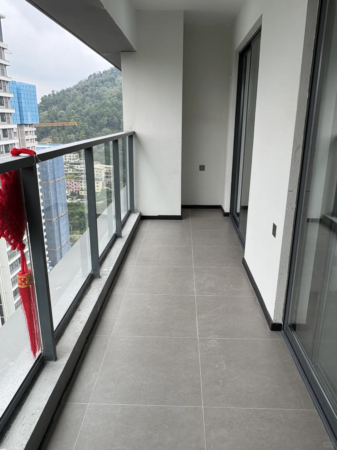 云岩区南垭路地铁站新房出租