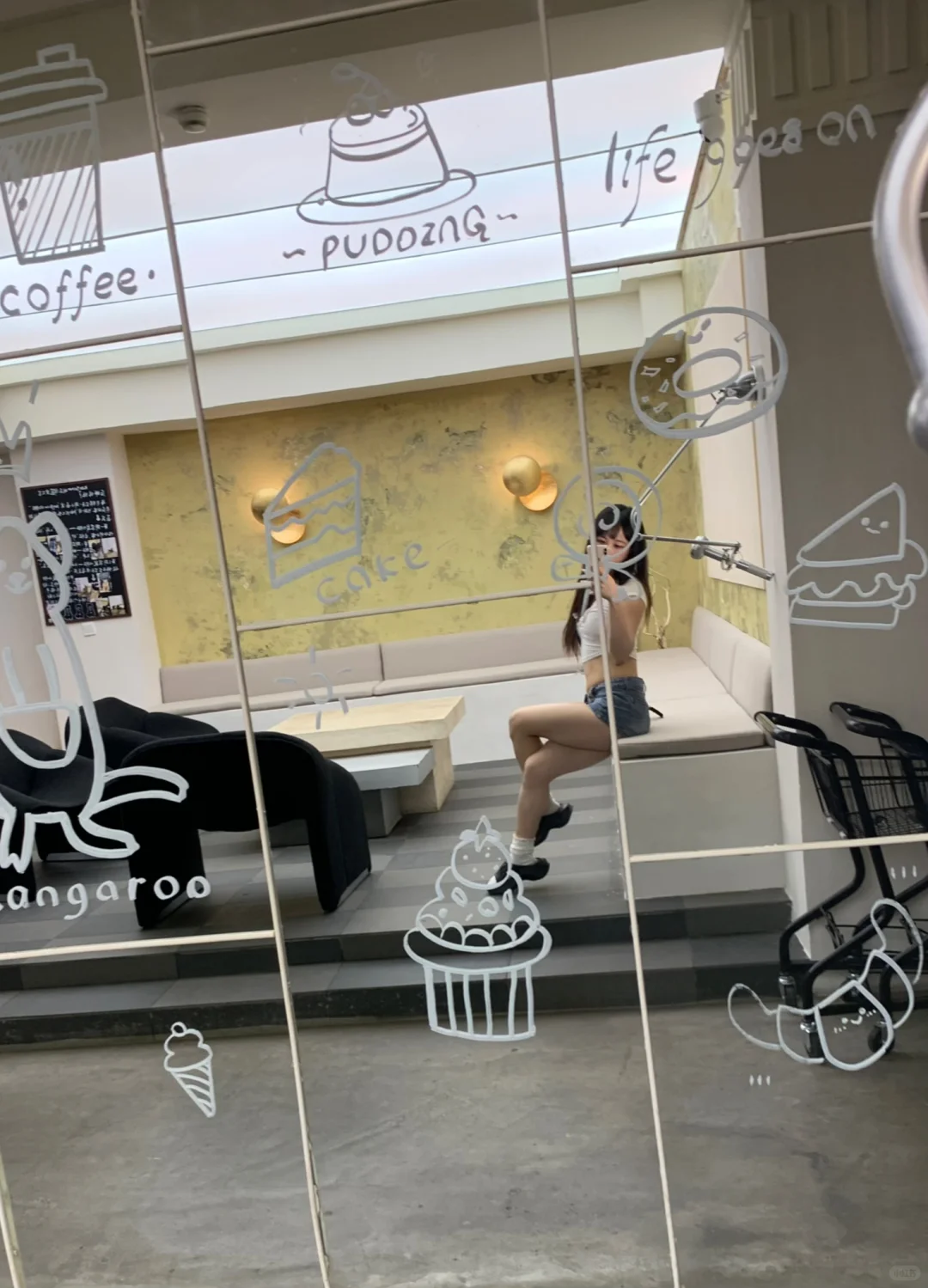 可以把你的衣服拿走吗 我已经叠好了