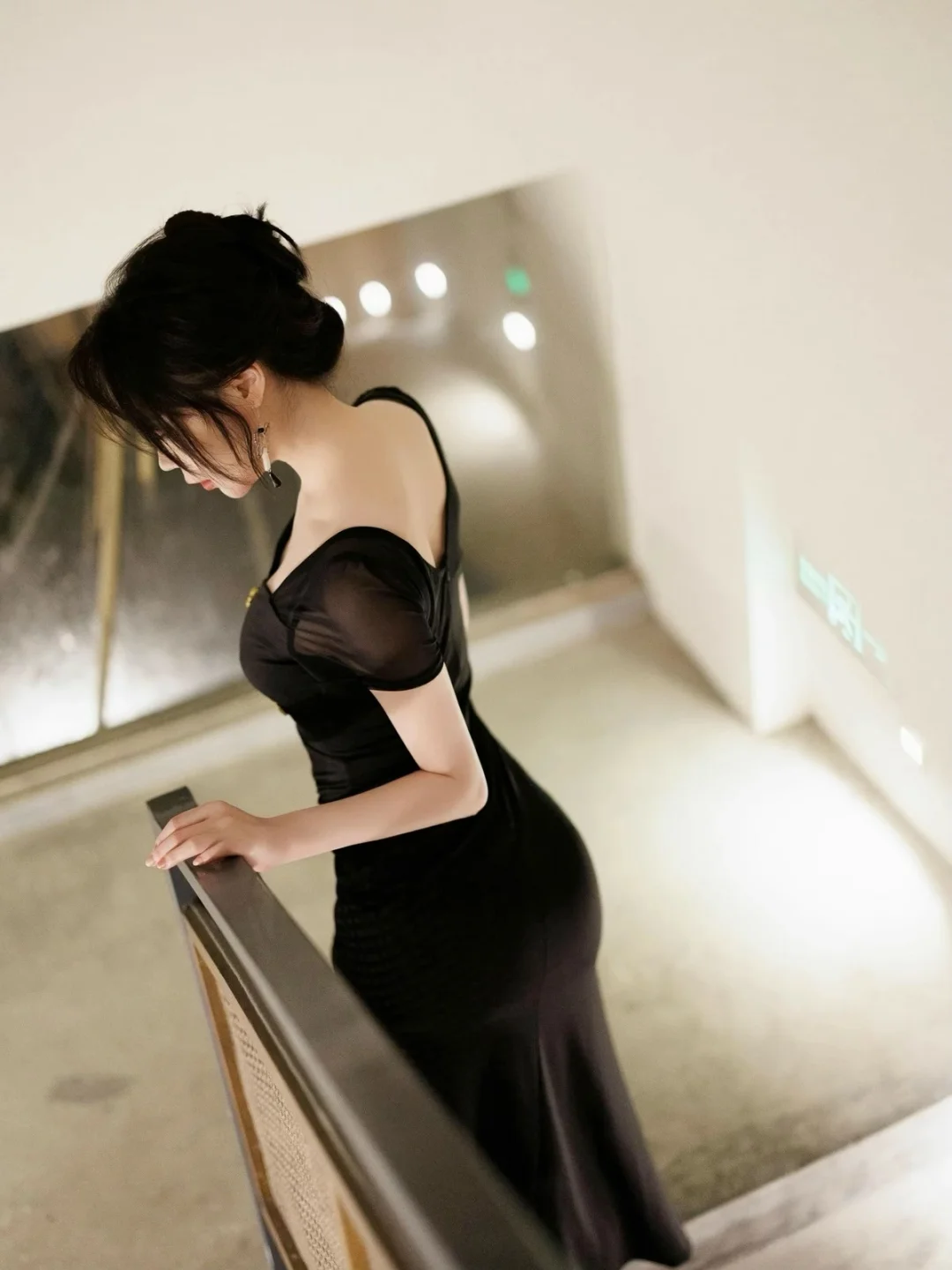 黑色尽显妩媚