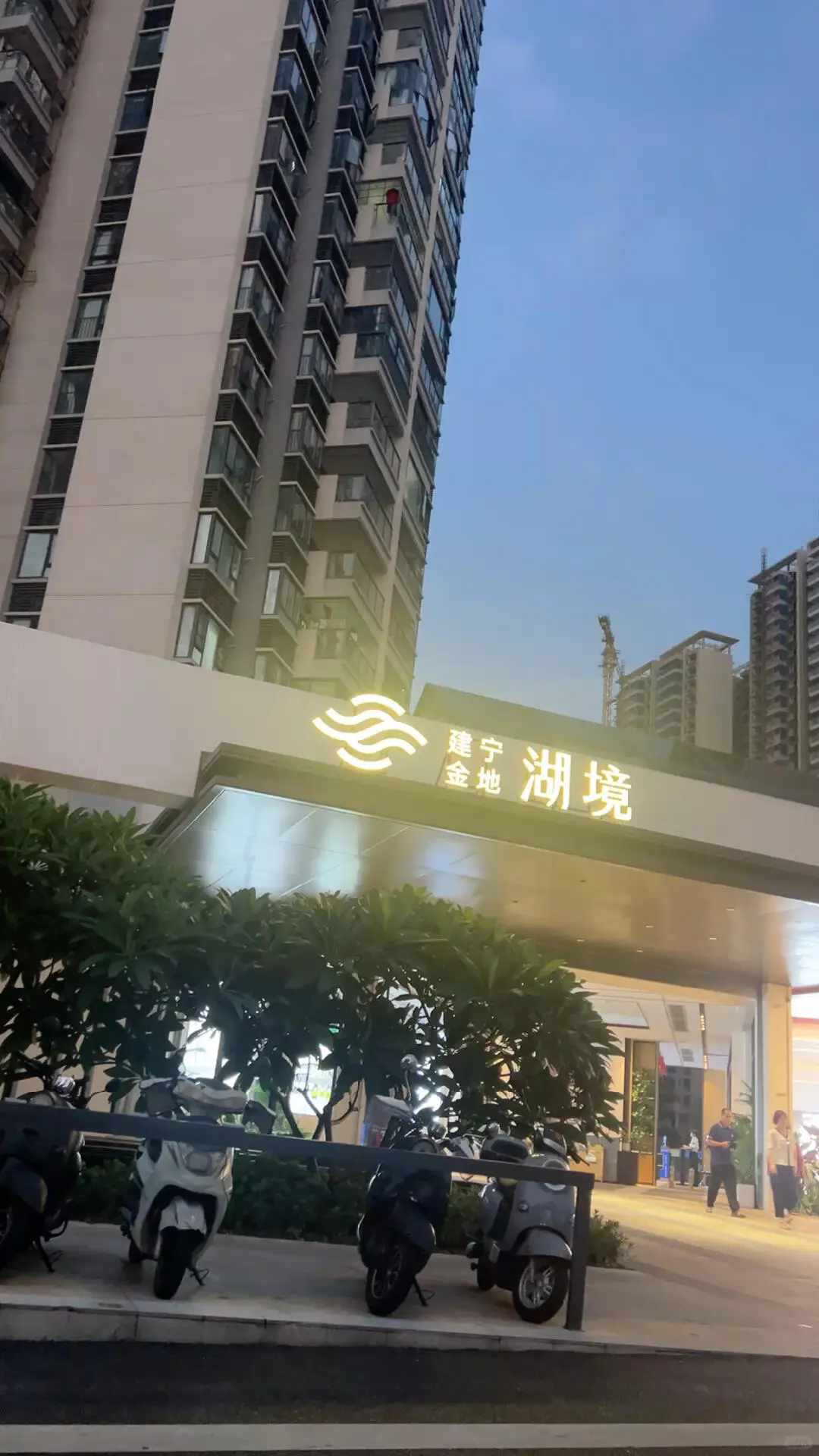 一口价!首付5000，相思小镇旁，66万精装3房