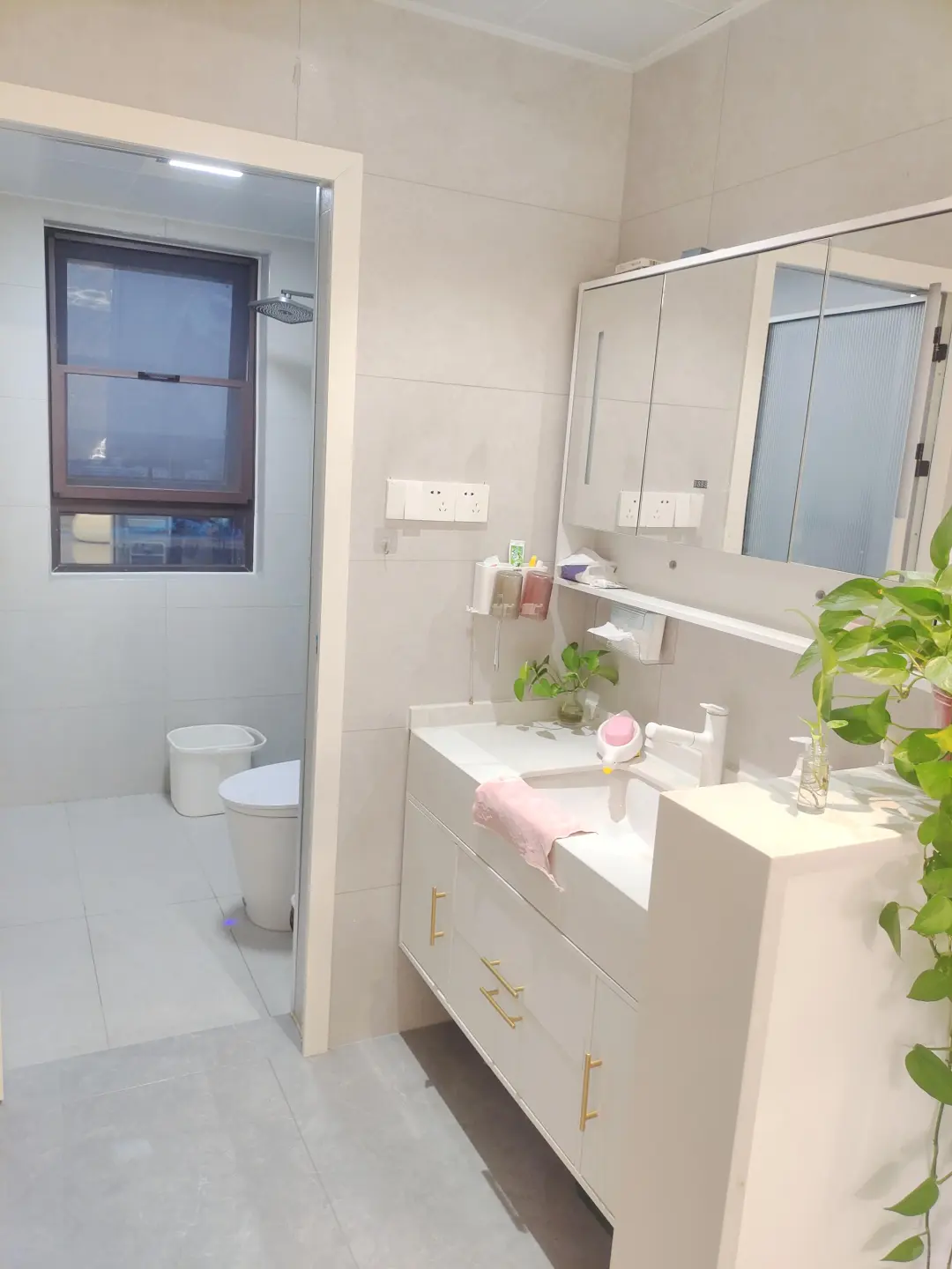 青浦区地铁口89㎡380w买入170w卖出精装三房