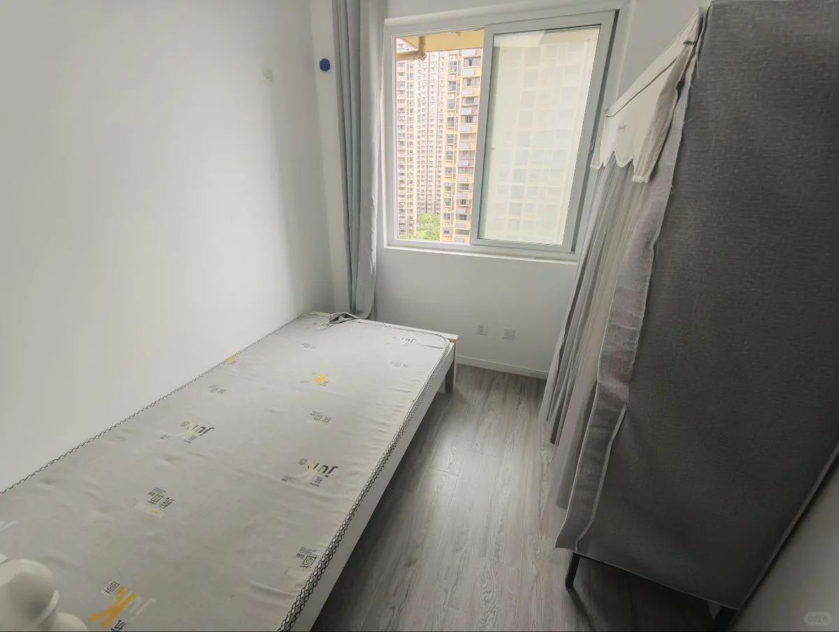 瑶海区 保利东郡广场 广乐家园三室一厅1700