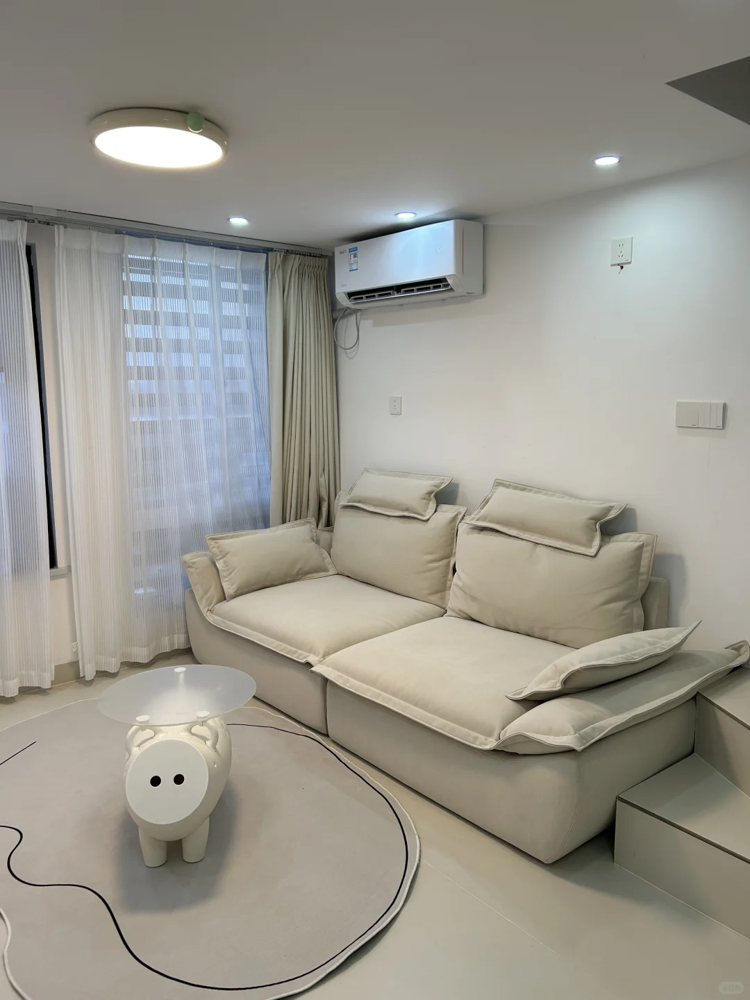 25岁女生，靠自己买的33m²小家全部花费💰