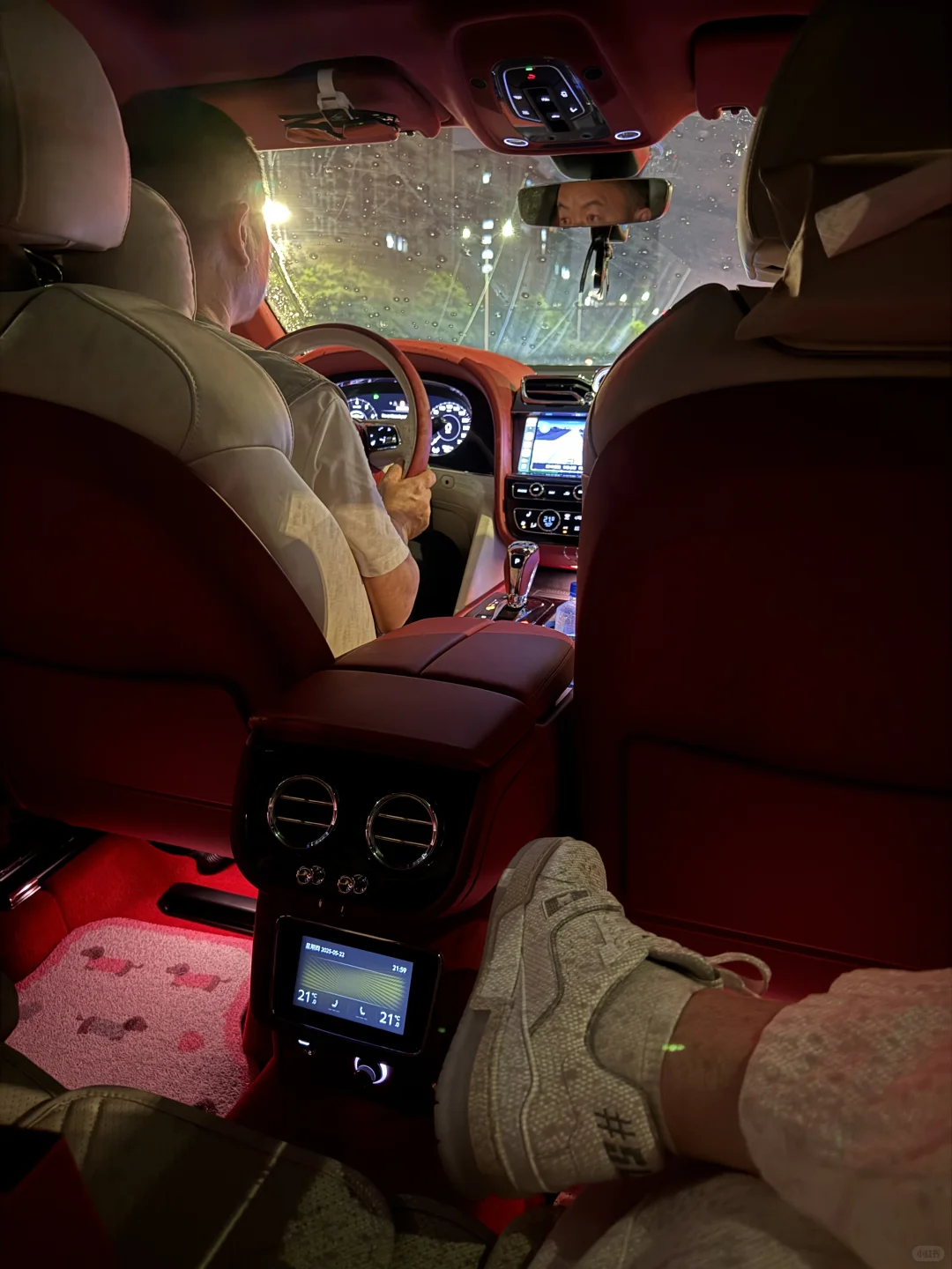 独栋别墅｜信我，这法式房夏天热到冬天冷到哈