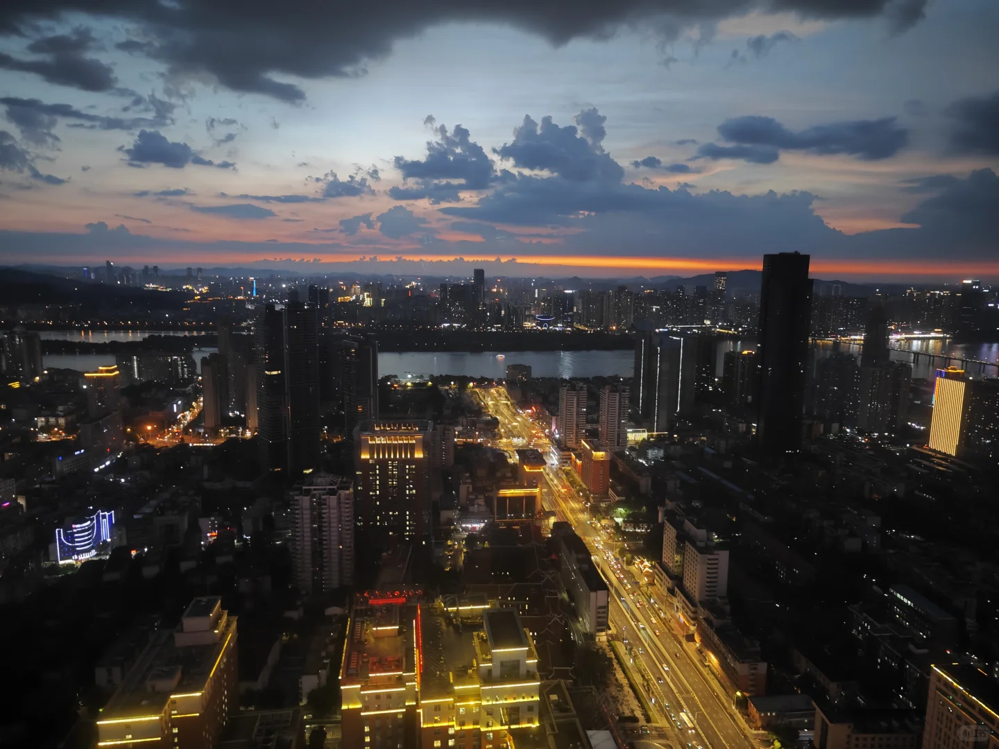 這loft在台北要4000萬台幣了吧