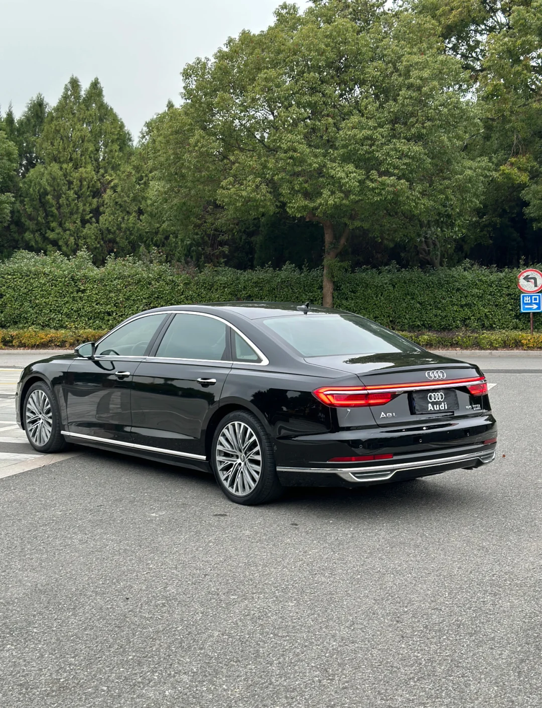 求购一台18年以后改款A8L
