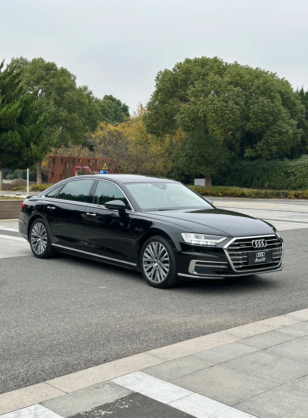 求购一台18年以后改款A8L