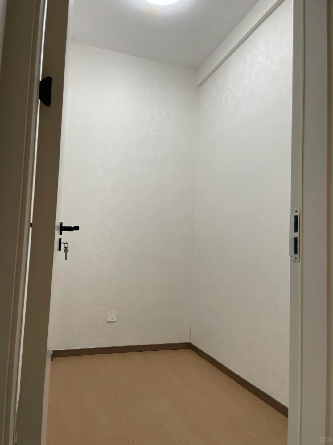 常州青山湾出租，精品装修新房，家电全新未使