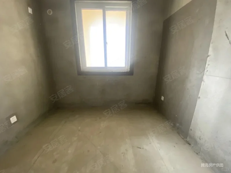 本人毛坯房出售