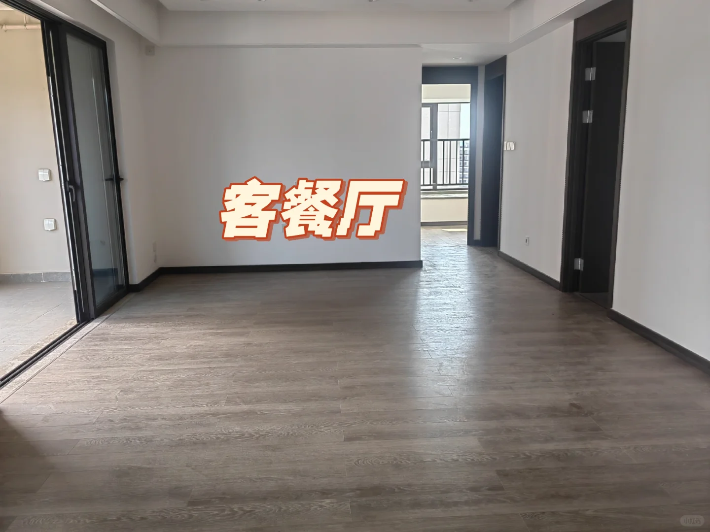 重庆房价真香 1000月租就能拥有三室两卫