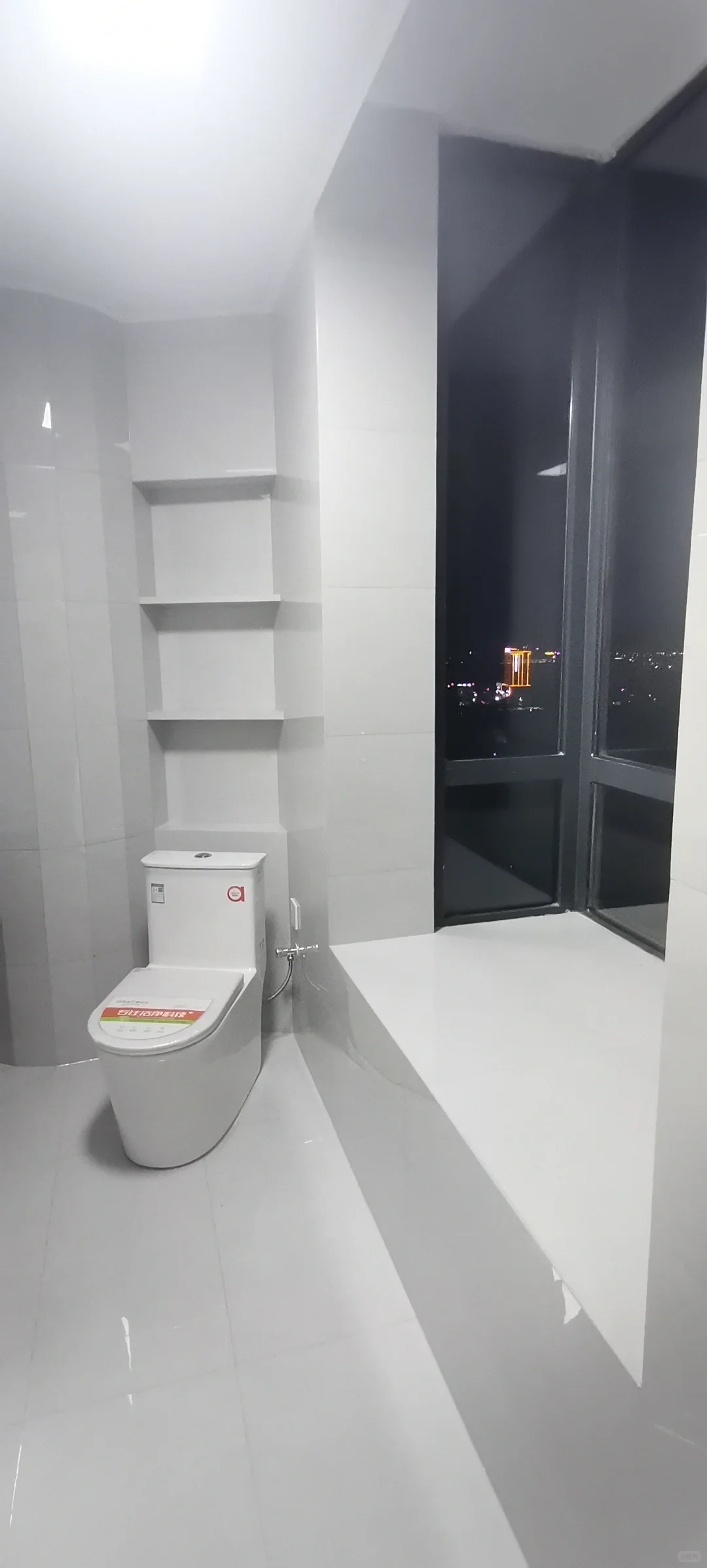 周口师范学院对面，馨丽康城，房东新房直租