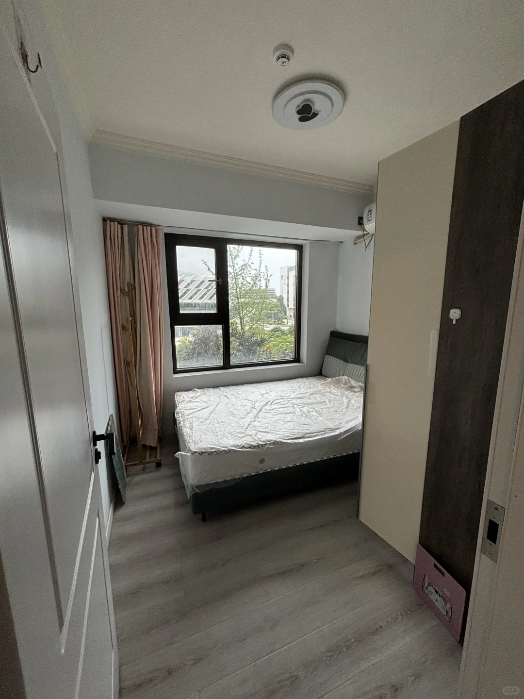 天府通用航空学院房屋出租