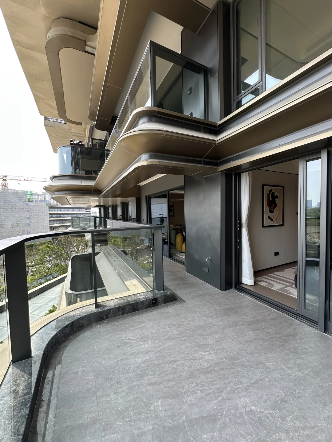 😍羡慕了！珠海88m²三房➕送大露台189W‼️