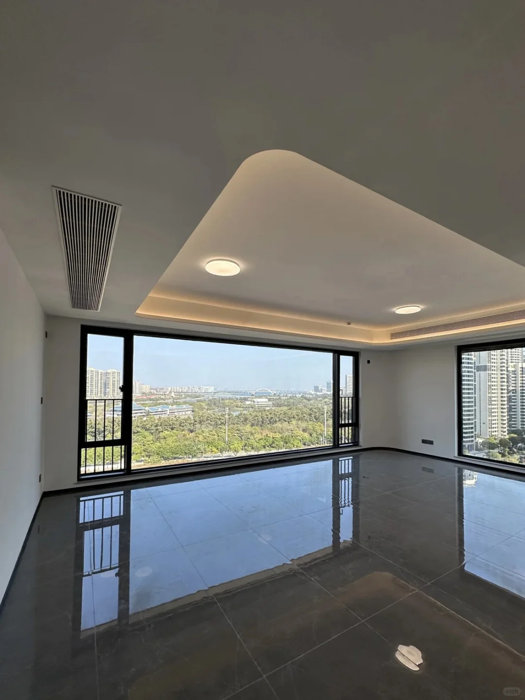 姐妹们请暂停一下！ 恭喜我收房啦🏠
