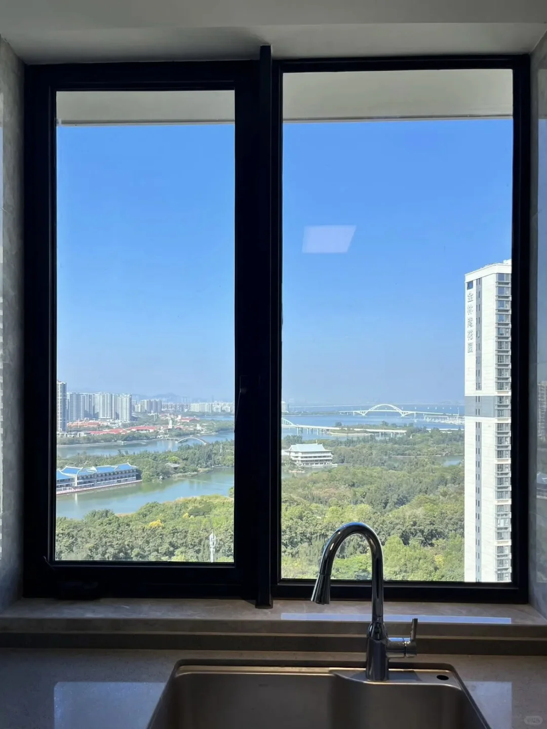 姐妹们请暂停一下！ 恭喜我收房啦🏠