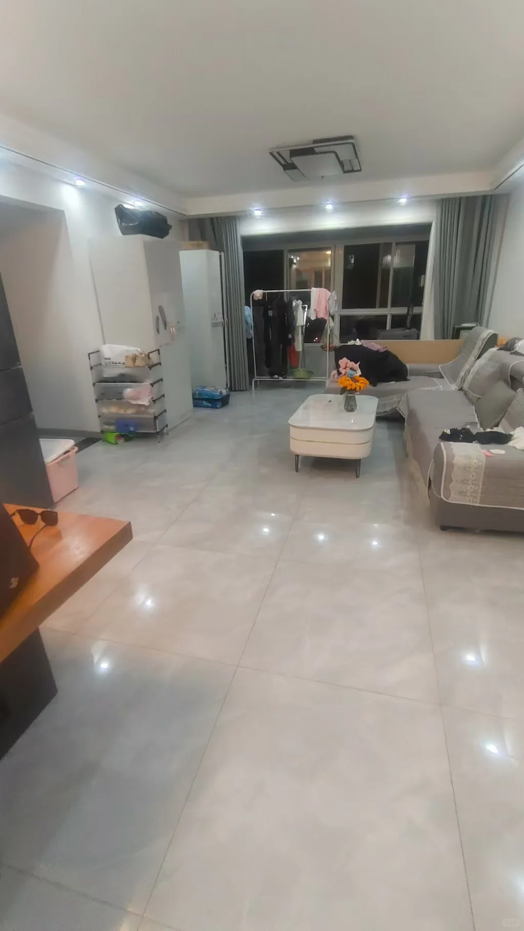 个人转租三室整租次卧转租650可短租到年前