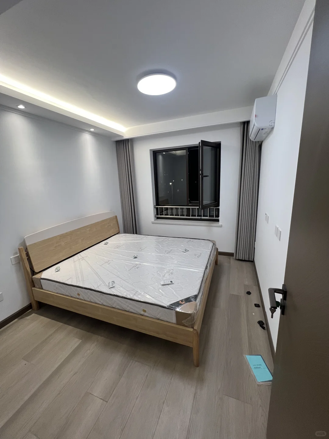 青云店 2 居室回迁房出租