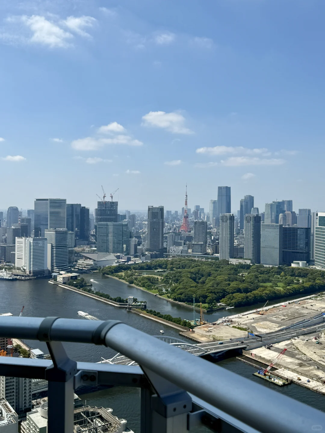 自从住进这个家，每天都想早点下半立马回家