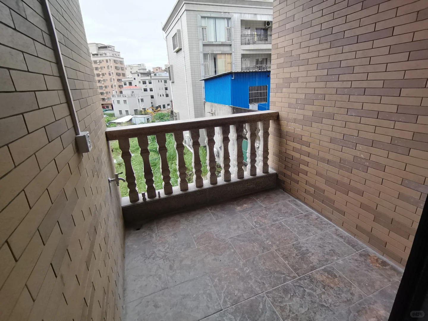 滨海明珠附近电梯单间新房首次出租