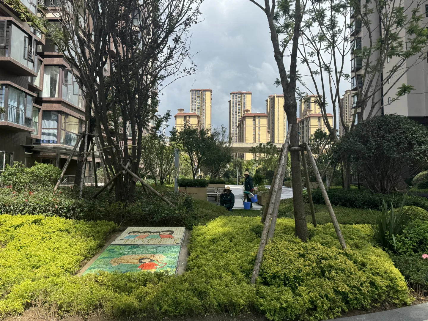 你敢信，昆明 38万买90平现房。还有地铁