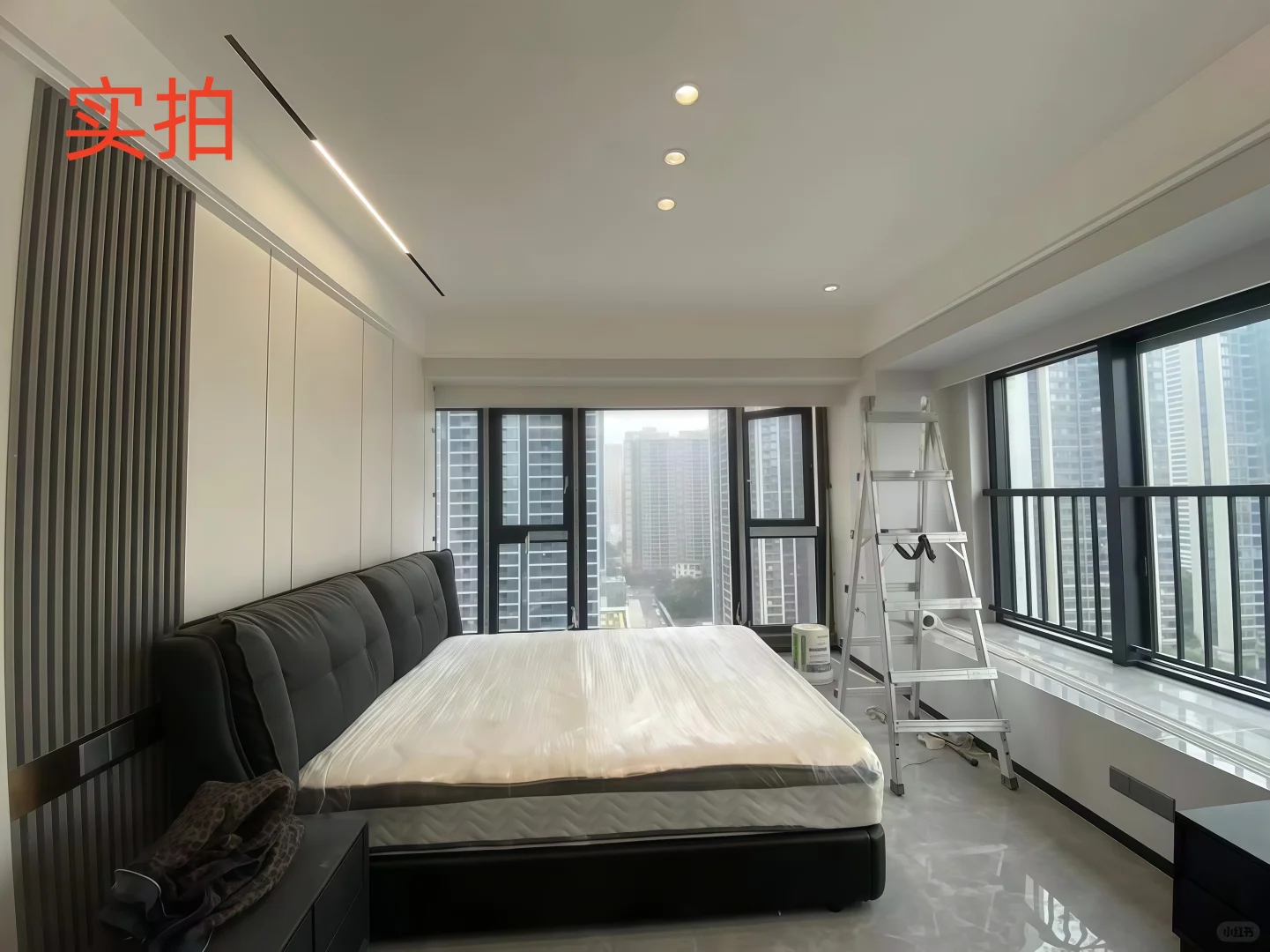 玺玥华府美丽五房急租，全齐，次新房