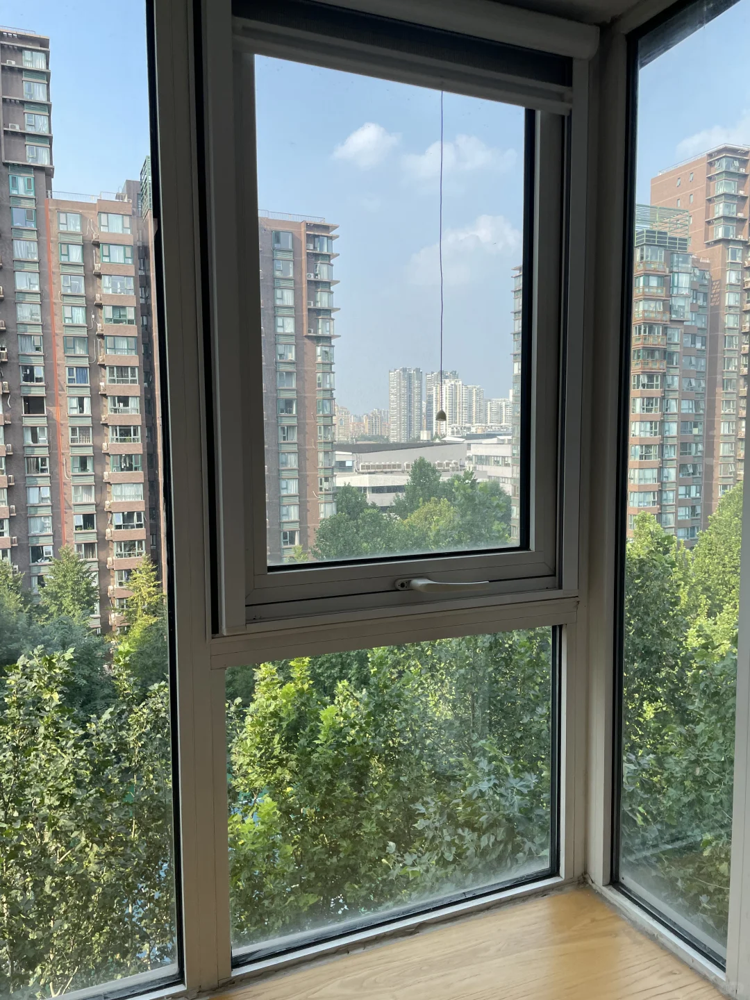 婚房首次出租，把景色收入窗中