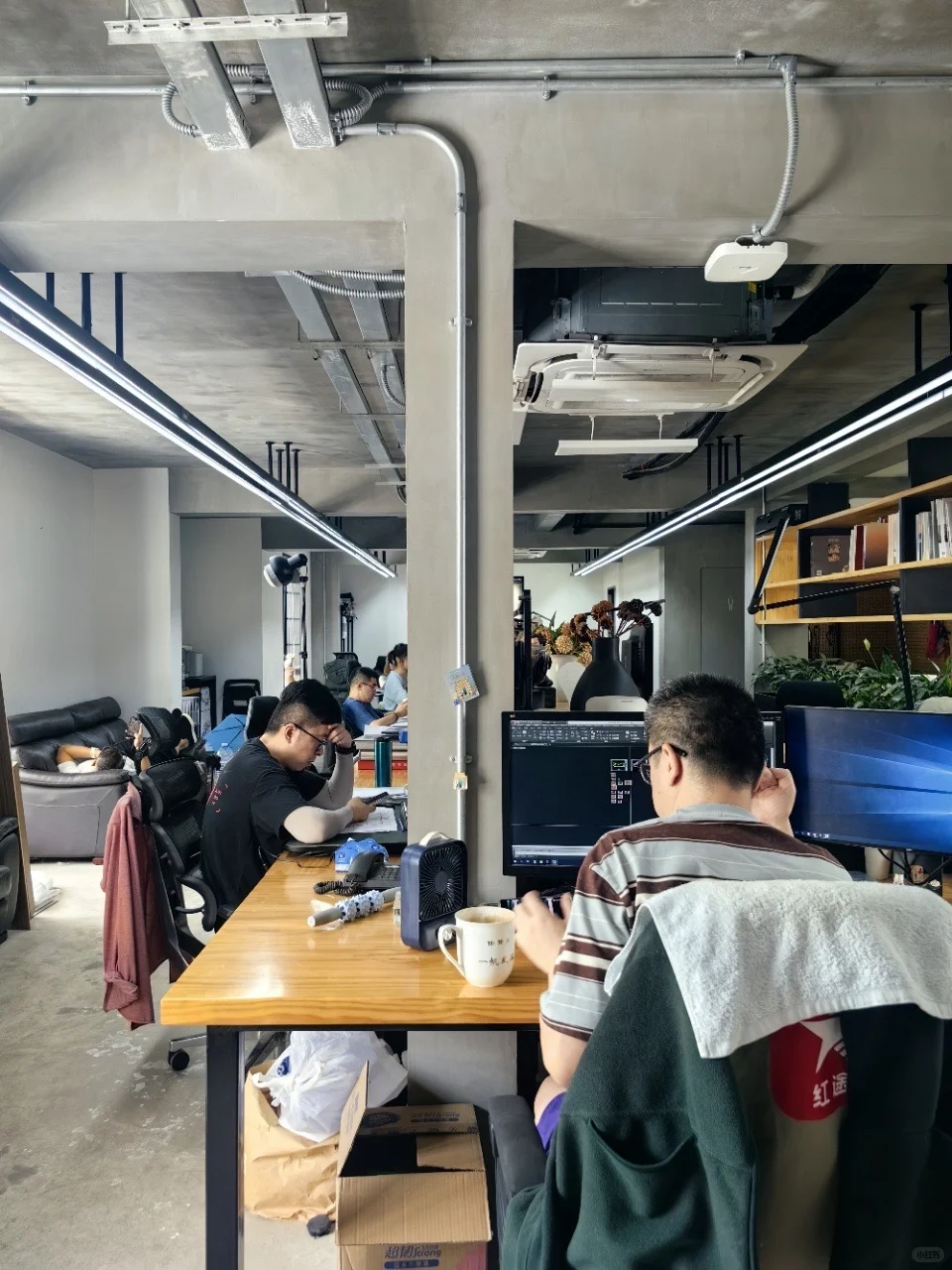 华山路汇益花园独栋出租！建筑面积近900平方