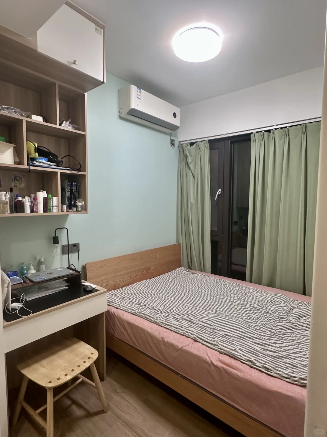 转租 深圳布吉小区电梯房 三室一厅一厨一卫