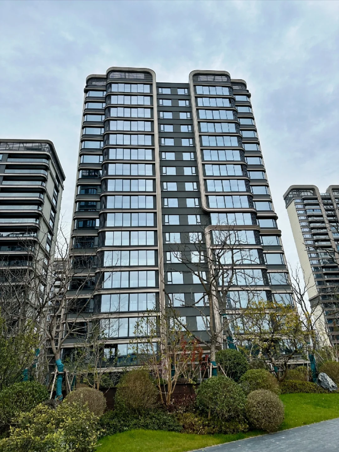 郑州南 全款135w 地铁口 准现房